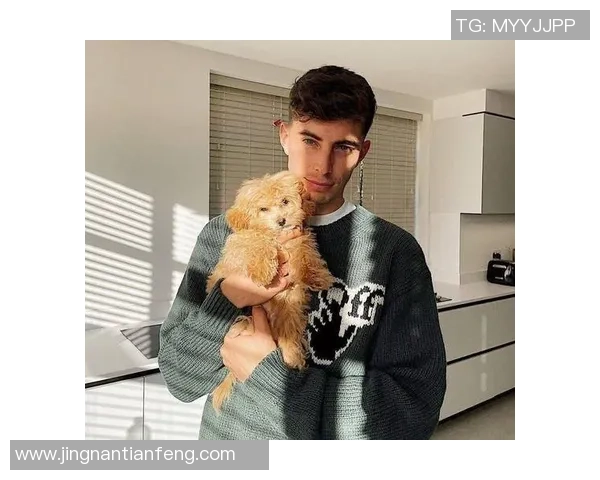 足球明星私下时尚穿搭大揭秘精彩瞬间尽在其中