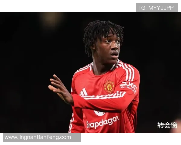 足球明星转会大揭秘精彩瞬间合集图赏析与背后故事分享