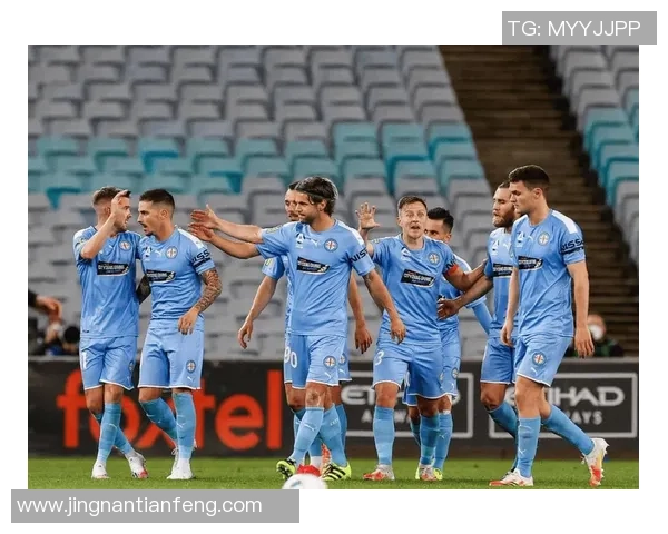 墨尔本篮球与足球明星阵容全解析及其成就回顾